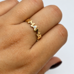 Polished yellow gold MAMA ring